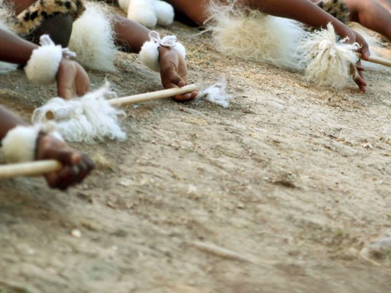 Sudáfrica. Día 7: Aldea zulú y el Valle de las mil colinas.